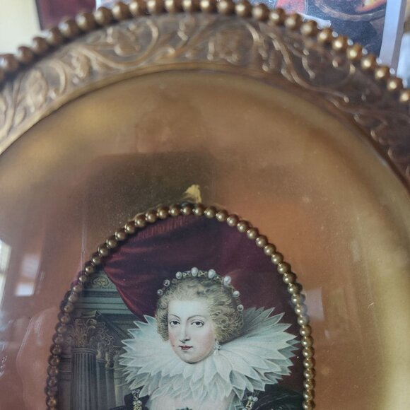 Hard to find Antique Oval Framed Portrait Of Anne Maria of Austria With Ornate B - Picture 6 of 9
